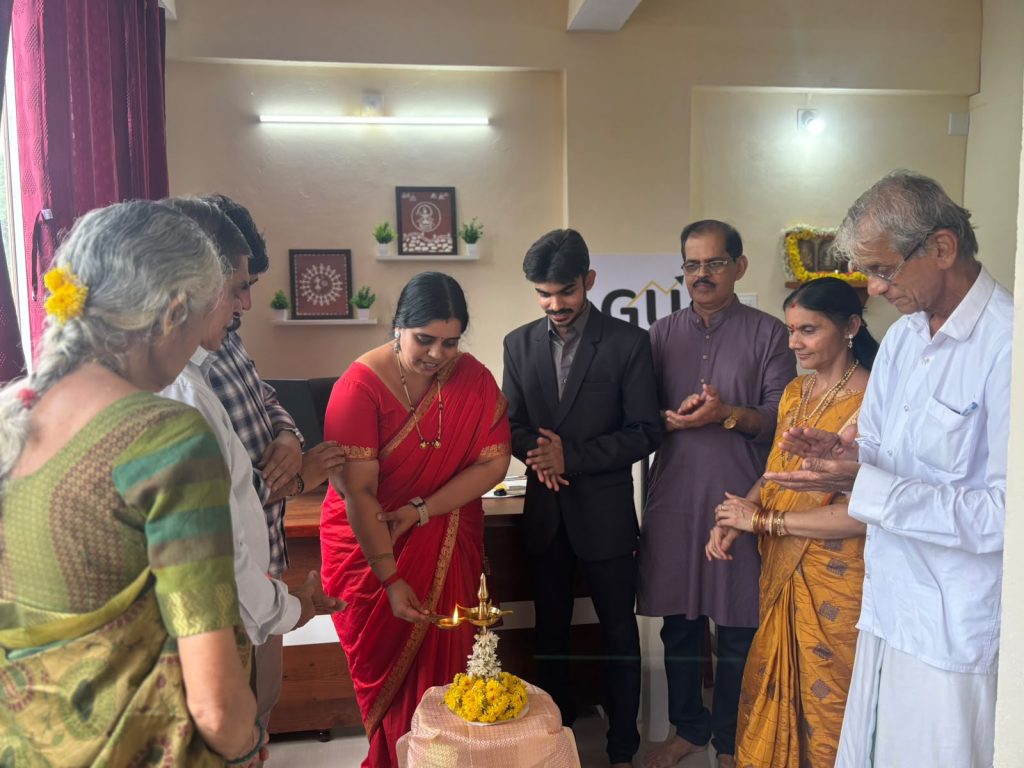 ಪುತ್ತೂರಿನ Growth Up ಪಬ್ಲಿಕ್ ರಿಲೇಶನ್ ಸಂಸ್ಥೆ ಹಾಗೂ ಭಾರತವಾಣಿ ಮೀಡಿಯಾದ ನೂತನ ವಿಸ್ತೃತ ಕಛೇರಿಯ ಉದ್ಘಾಟನೆ